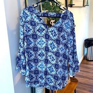 Woman’s blouse